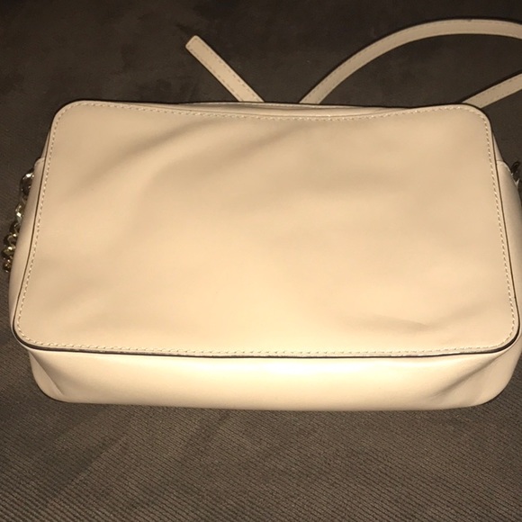 Gently used Michael Kors crossbody - Picture 4 of 4